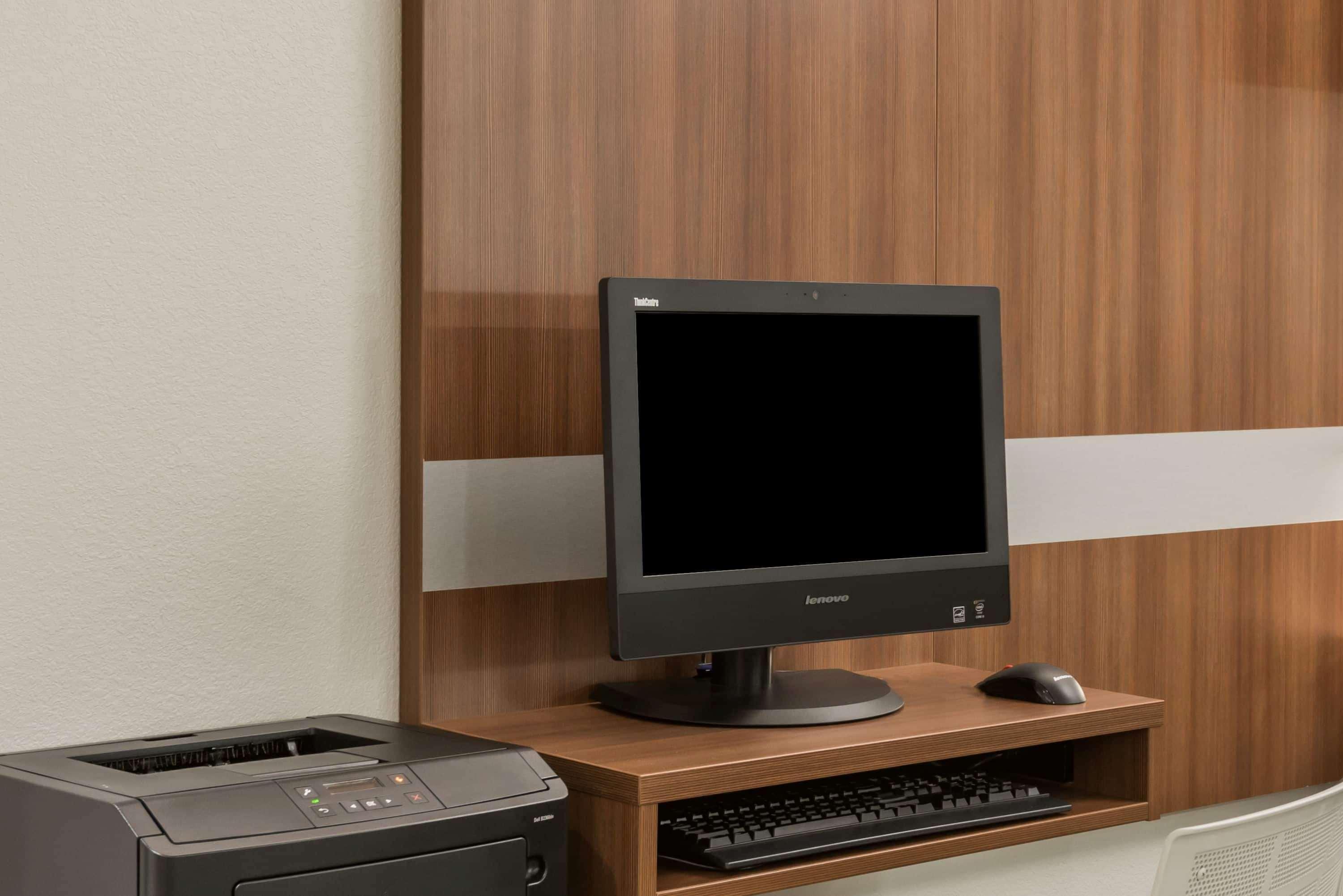 Microtel Inn & Suites By Wyndham Altoona Εξωτερικό φωτογραφία